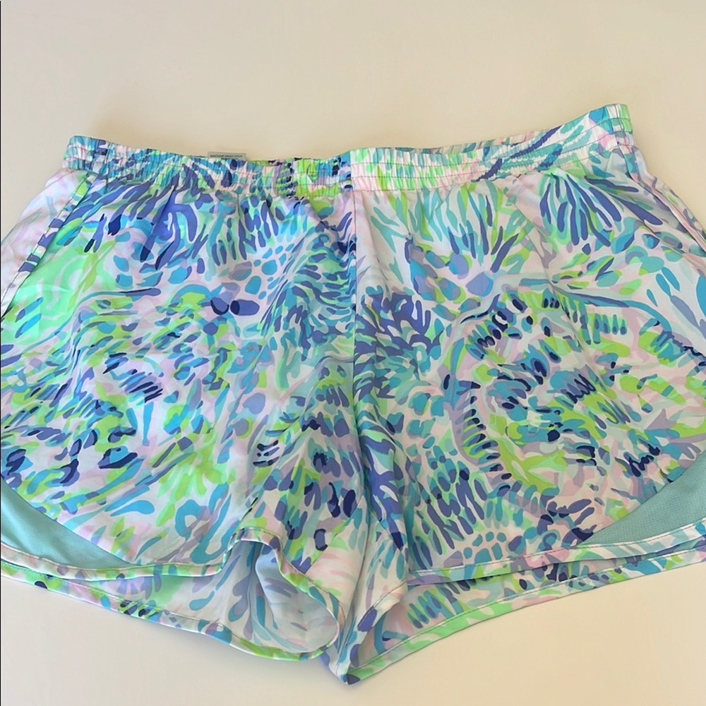 Lilly Shorts